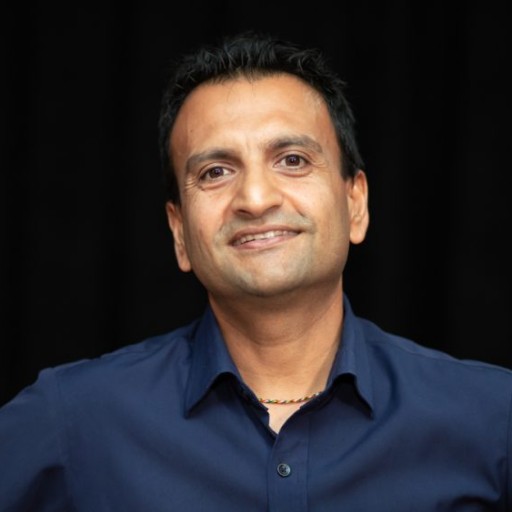 आशिष गजुरेल