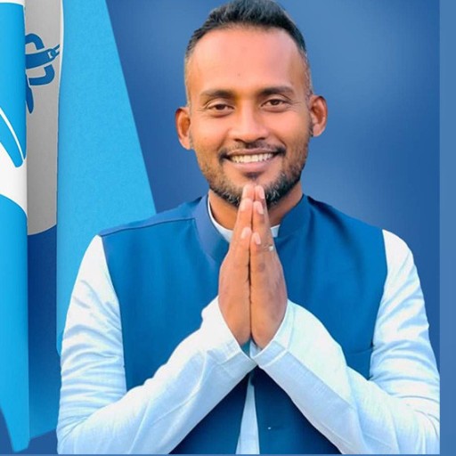 रबिन महतो